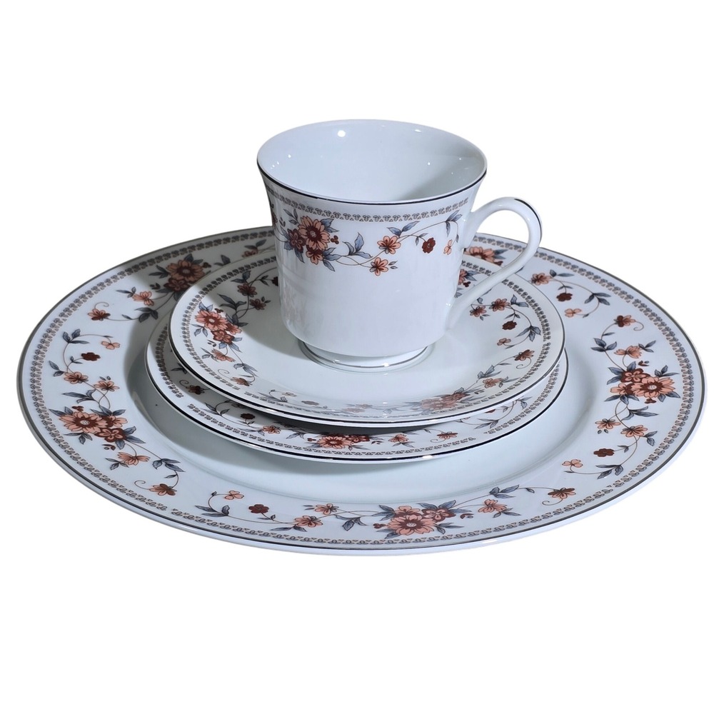 Sheffield Anniversary Fine China 4 PC Place Setting Japan Floral Peach Rust VTG‎